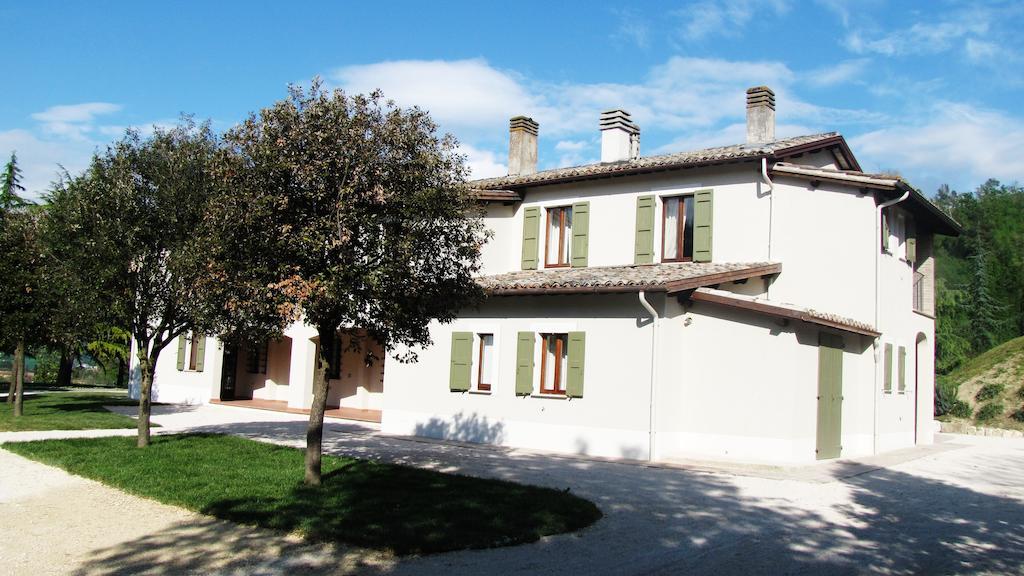Fontepino Aparthotel Spoleto Exterior photo